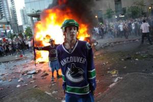 canucks_riot__2011_IMG_7737